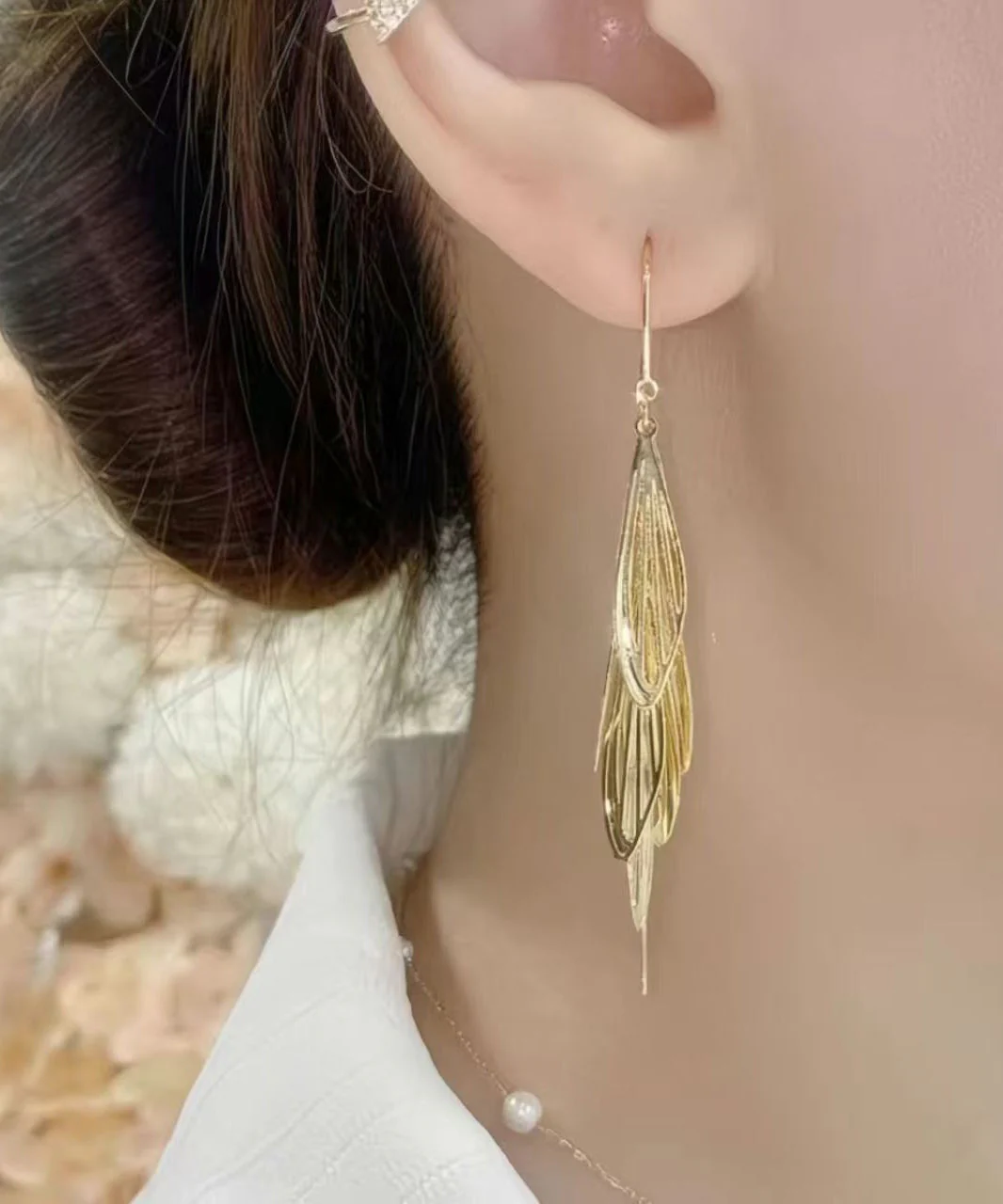 Skinny Gold Copper Alloy Hollow Out Tassel Drop Earrings - Image 3