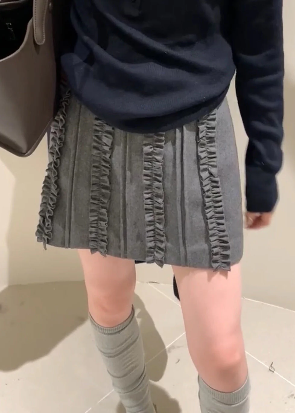Slim Fit Grey Ruffled High Waist Woolen Skirts Fall - Image 4