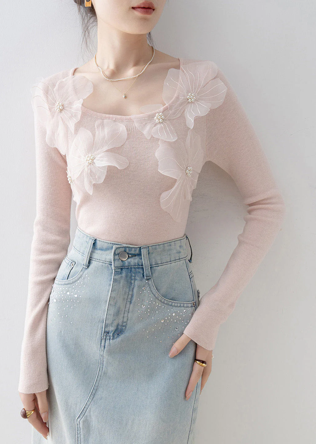 Slim Fit Pink O Neck Floral Nail Bead Knit Top Spring