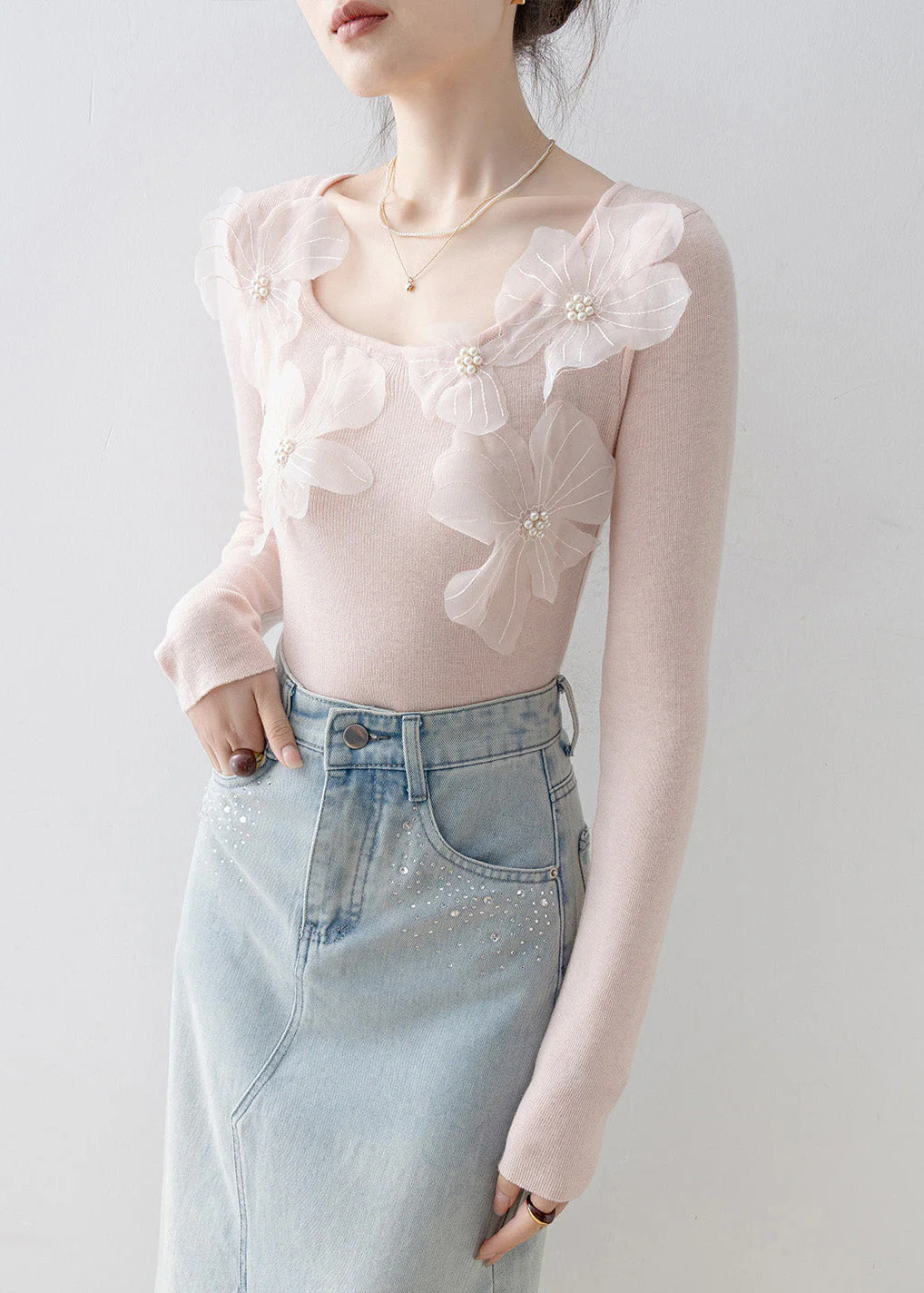 Slim Fit Pink O Neck Floral Nail Bead Knit Top Spring - Image 4