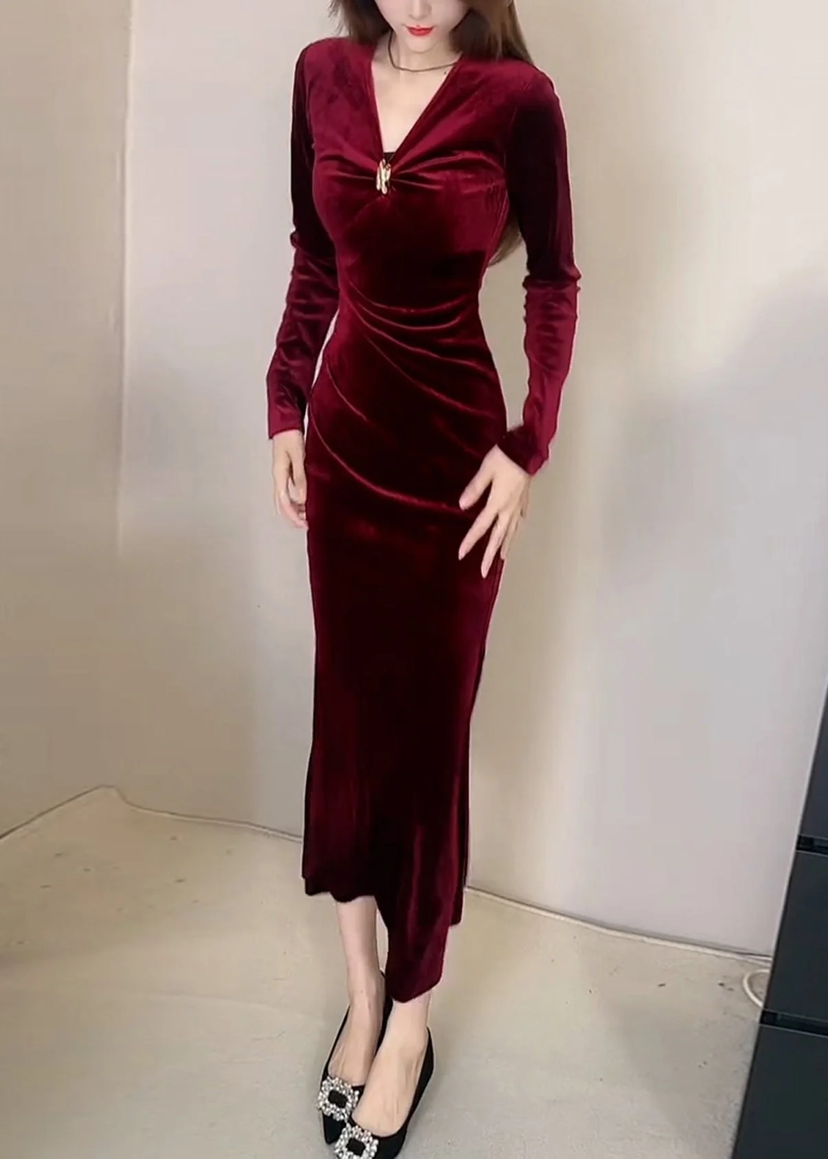 Slim Fit Red V Neck High Waist Silk Velvet Long Dress Winter - Image 4