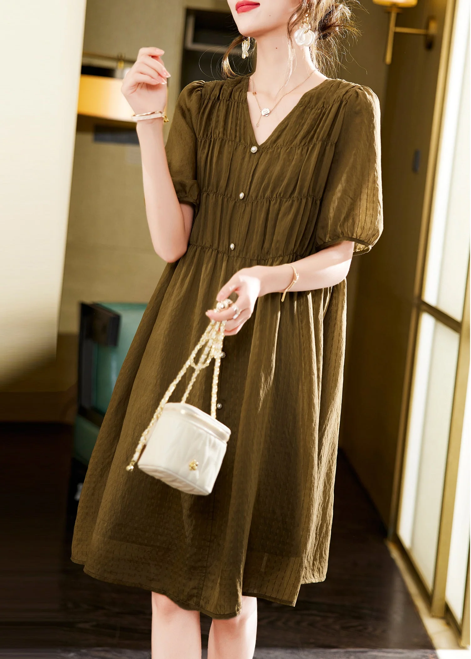Style Green V Neck Wrinkled Silk Tea Dress Summer - Image 3