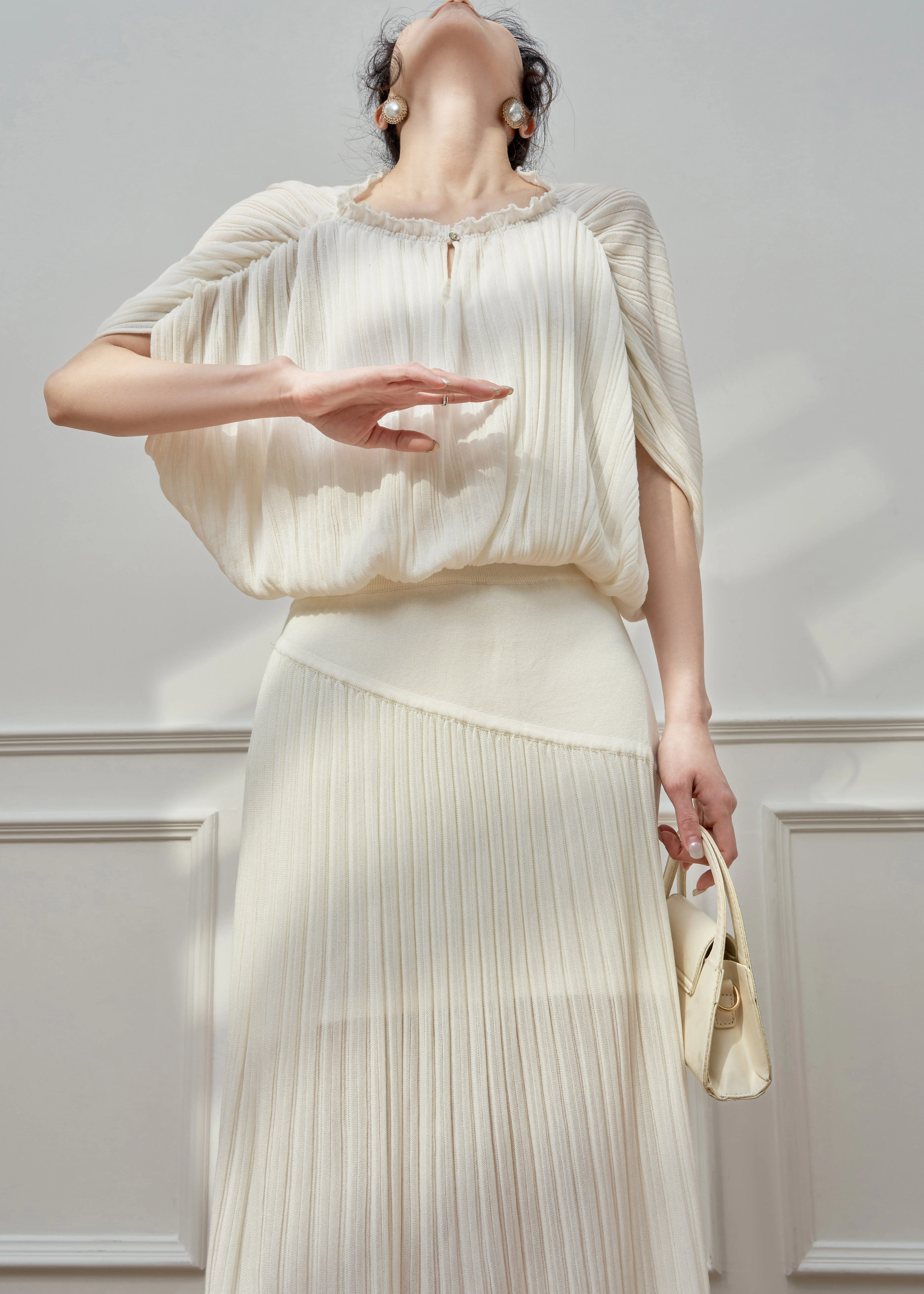 Style White Wrinkled Top And Maxi Skirts Two Pieces Set Summer - Image 3