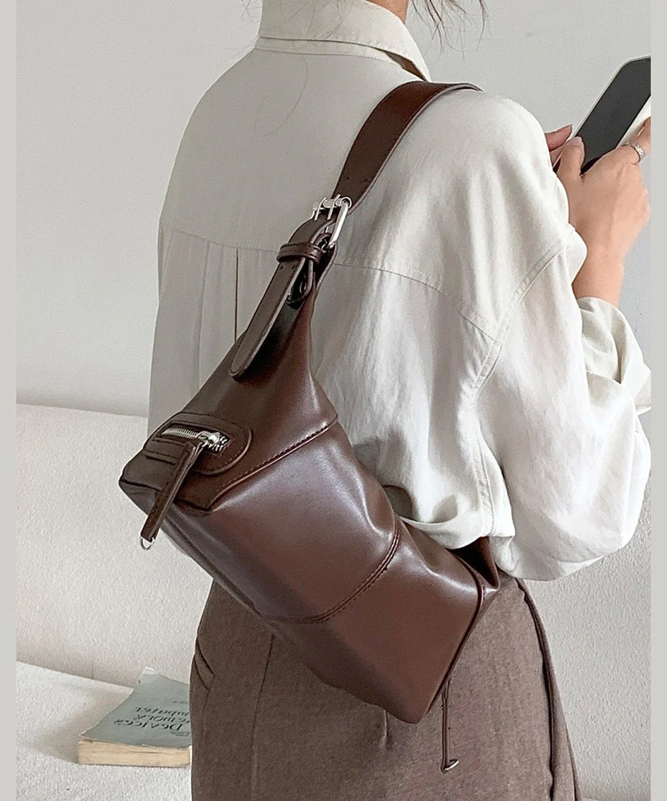 Stylish Black Solid Durable Faux Leather Shoulder Bags - Image 3