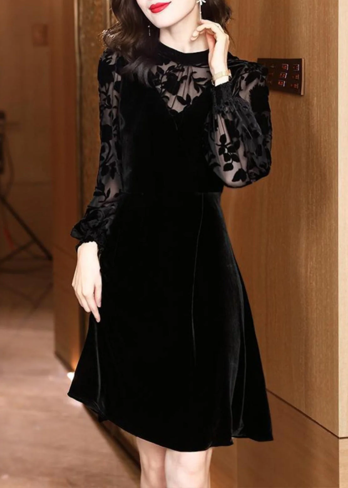 Stylish Black Stand Collar Hollow Out Patchwork Velour Mid Dress Fall - Image 2