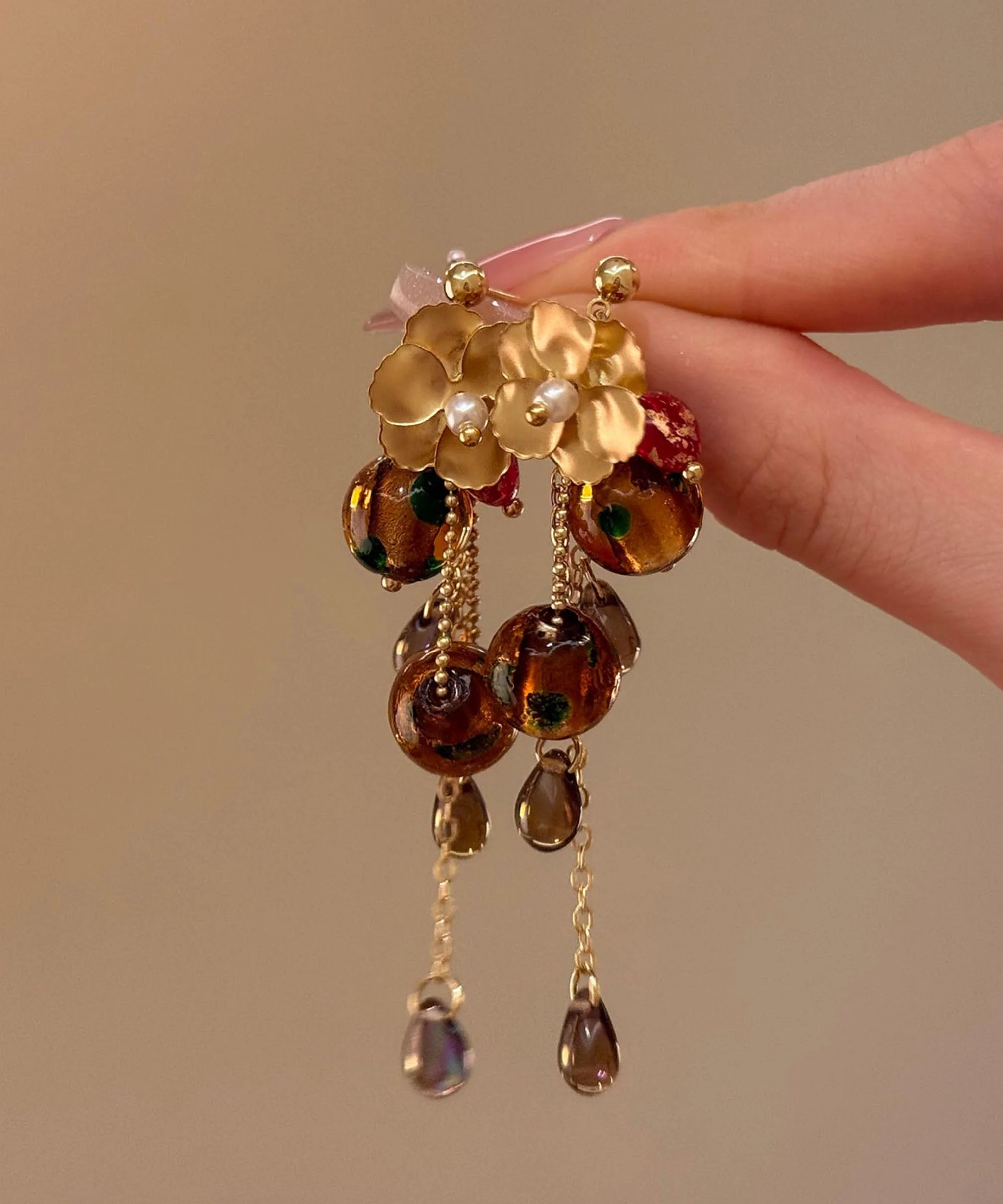Stylish Brown Alloy Grape Cluster Tassel Drop Earrings - Image 5