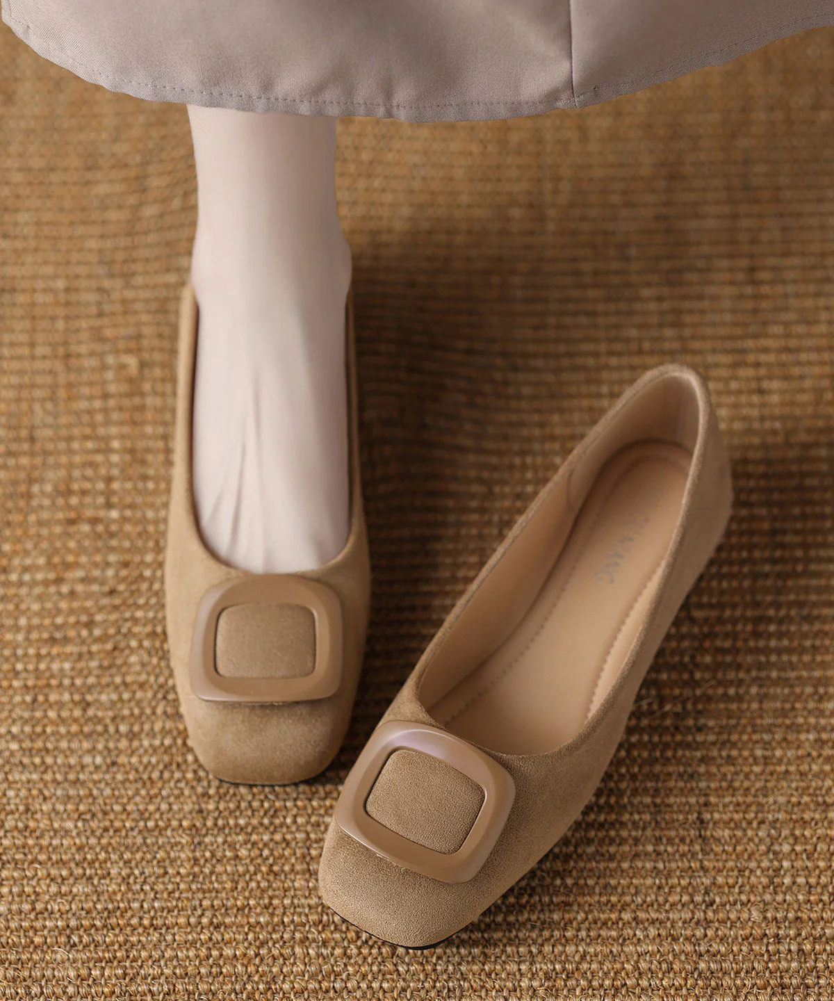 Stylish Flat Shoes For Women Black Cowhide Leather - Image 2