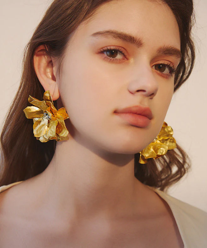 Stylish Golden Big Flower Metal Stud Earrings - Image 3