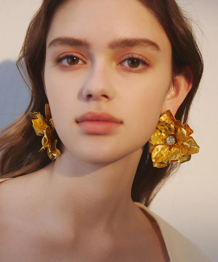 Stylish Golden Big Flower Metal Stud Earrings - Image 5