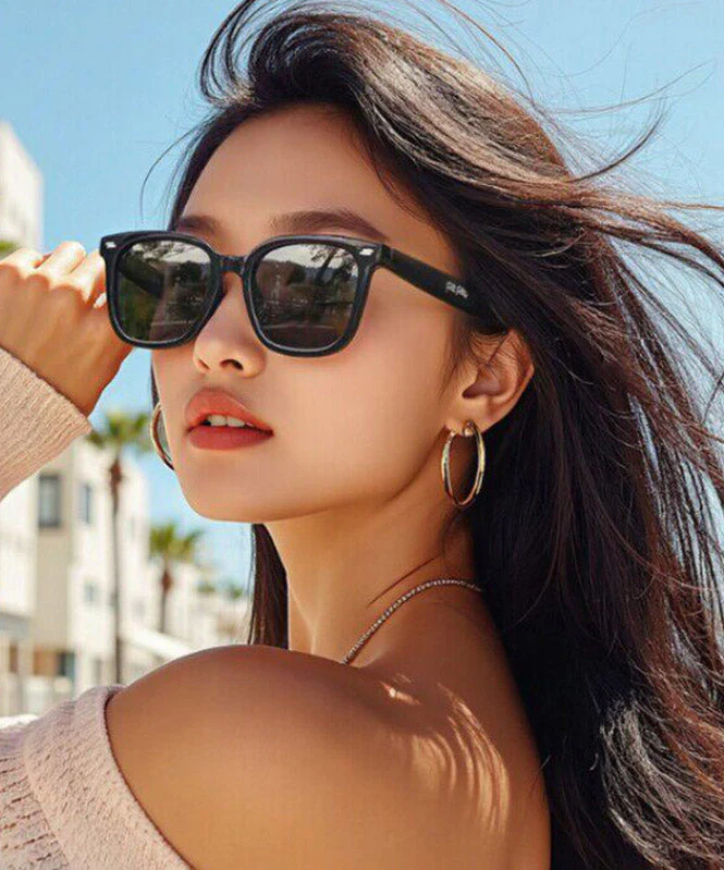 Stylish Grey Resin UV Protection Sunglasses - Image 3