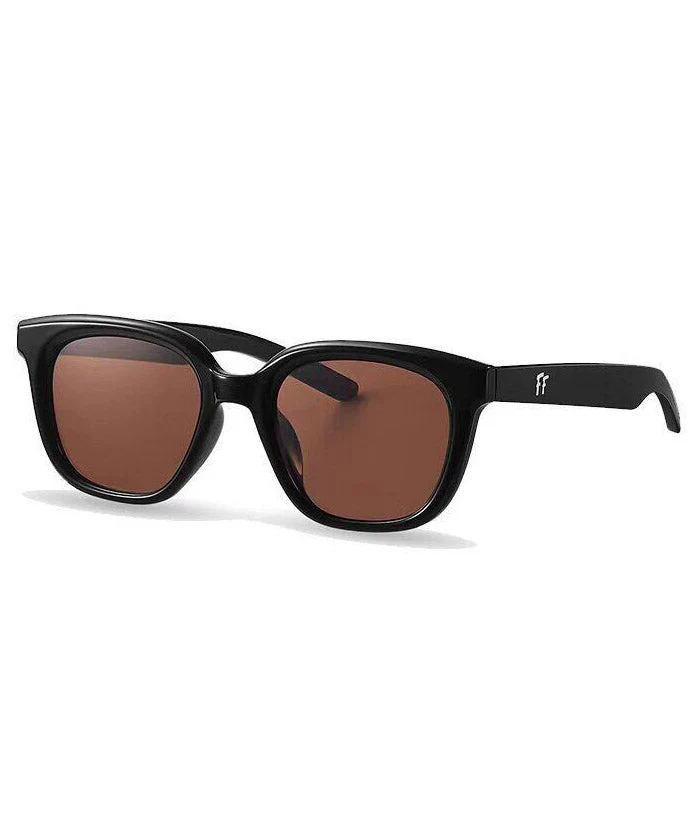 Stylish Grey Resin UV Protection Sunglasses - Image 5