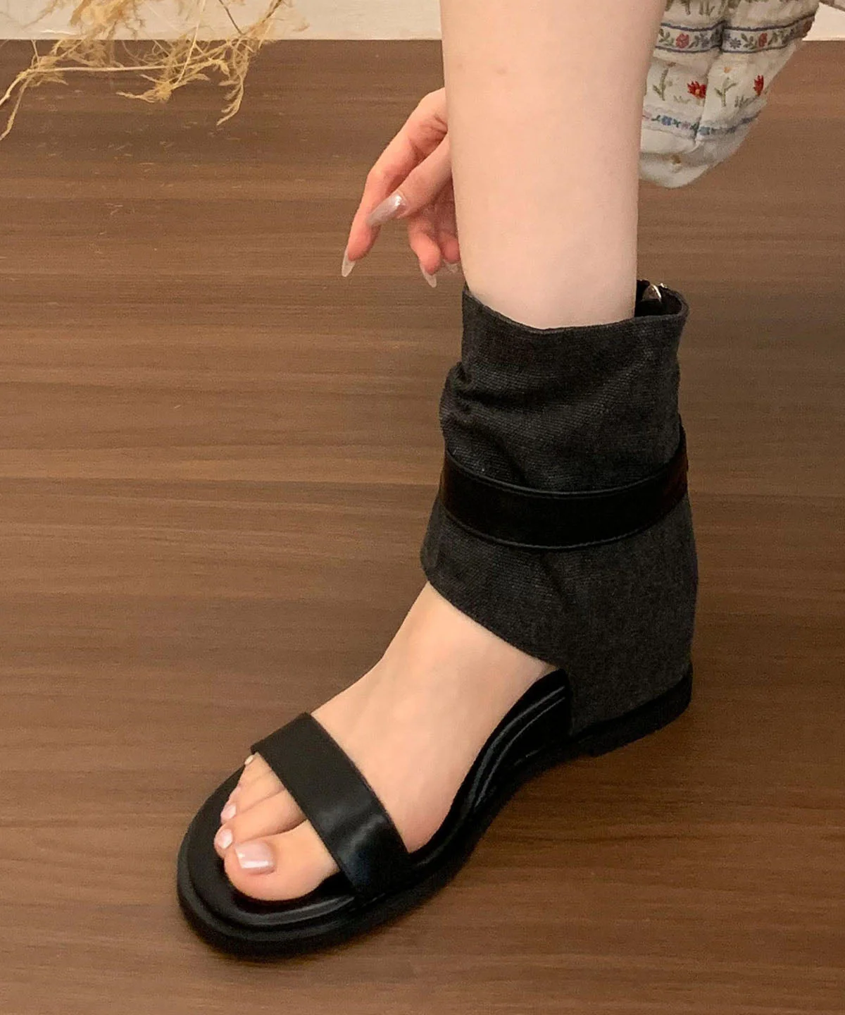 Stylish Khaki Suede Splicing Wedge Sandals Boots Peep Toe - Image 2