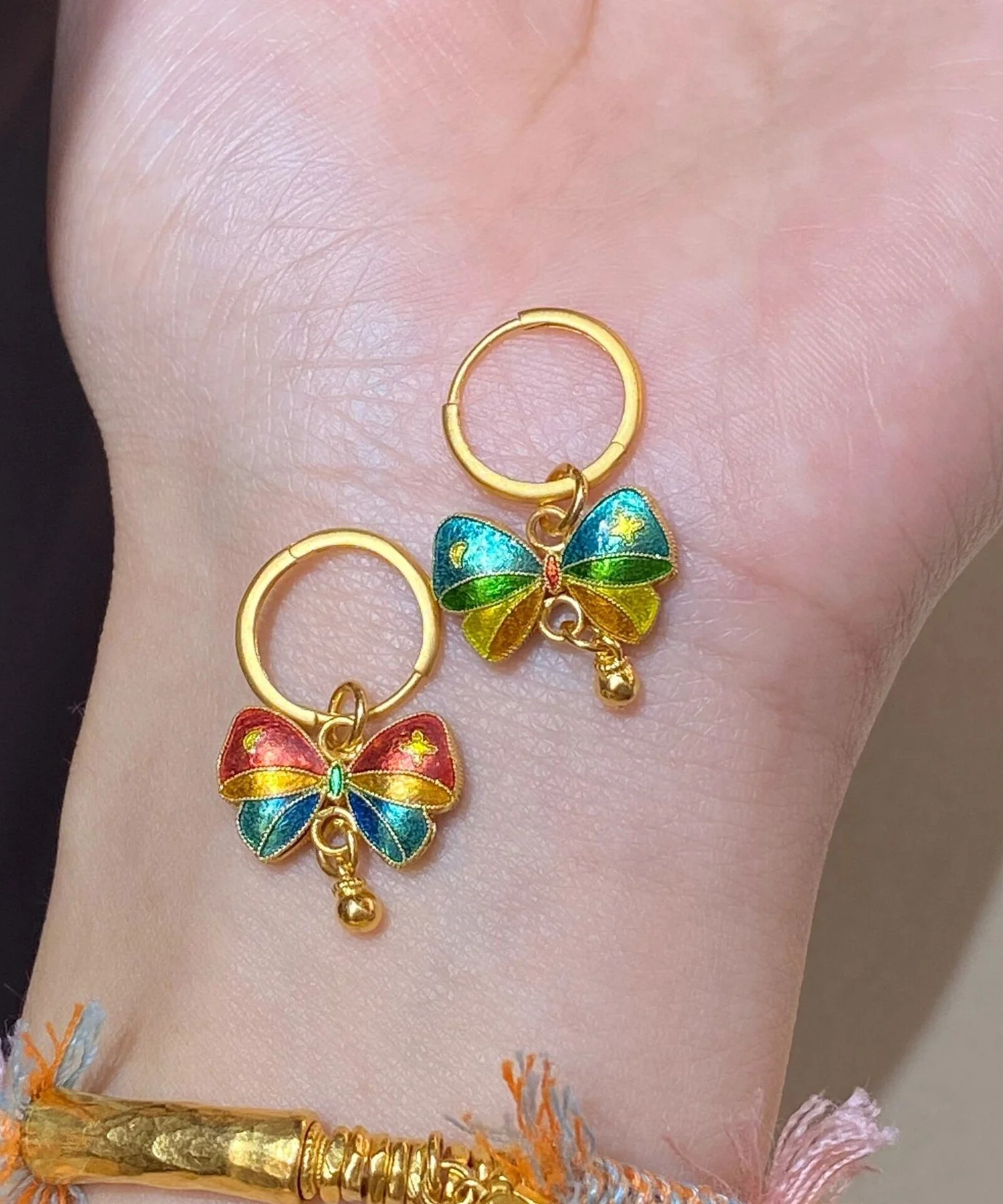 Stylish Rainbow Sterling Silver Overgild Butterfly Drip Glaze Hoop Earrings - Image 2