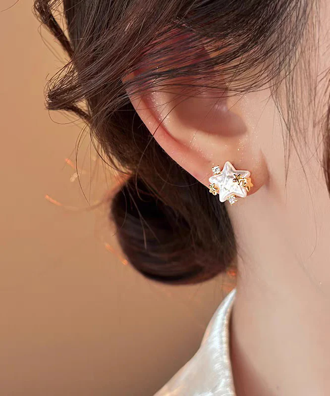Stylish White Copper Alloy Zircon Star Pearl Stud Earrings - Image 3