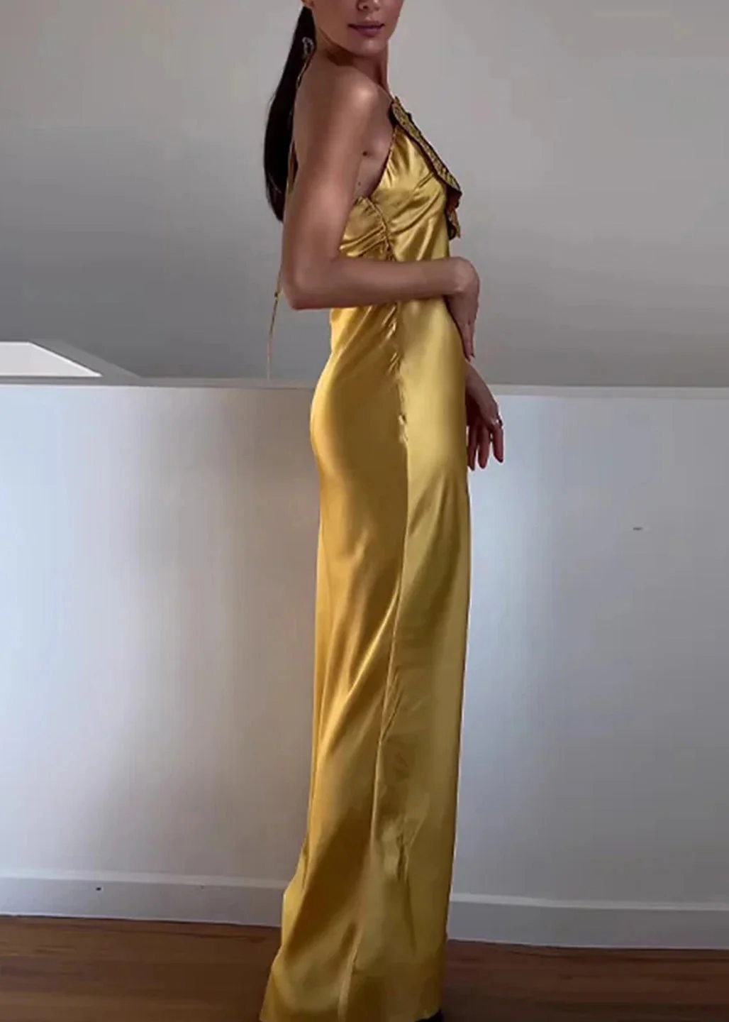 Stylish Yellow Floral Nail Bead Silk Party Dress Sleeveless - Image 3