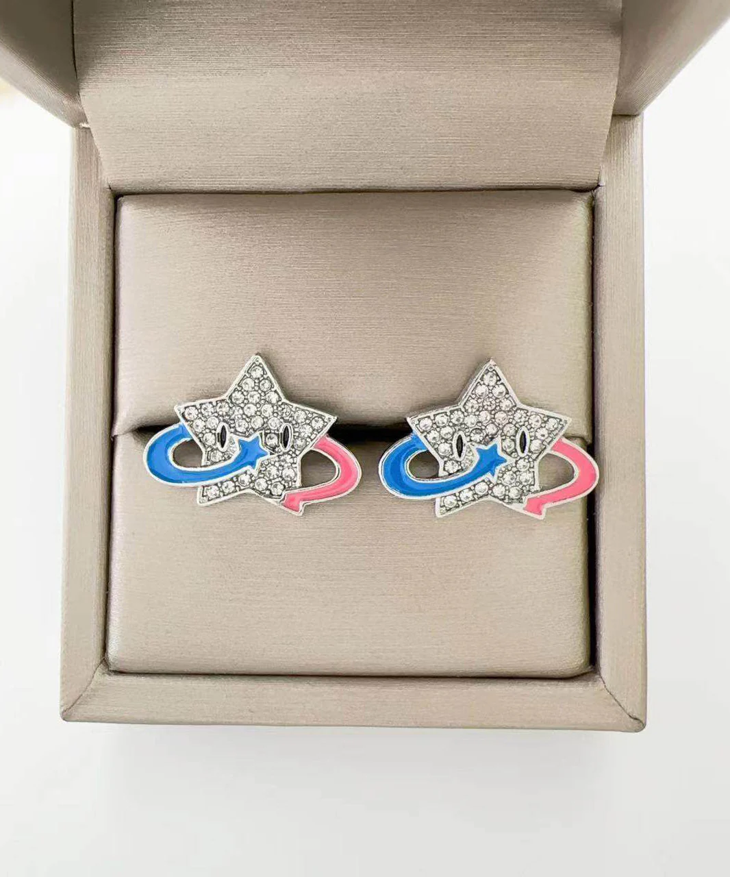 Sweet Cool Style Zircon Star Earbone Clip - Image 3