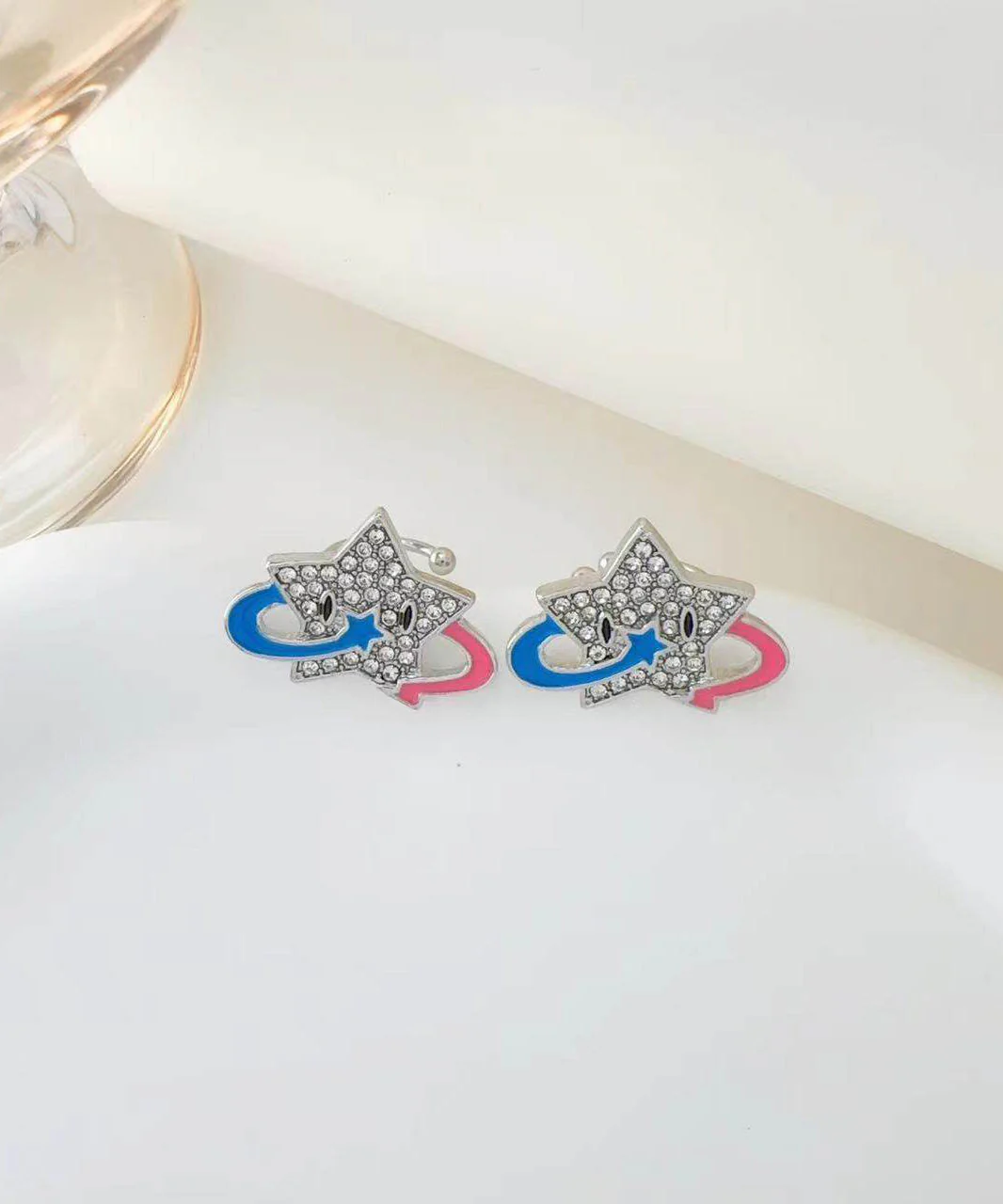 Sweet Cool Style Zircon Star Earbone Clip - Image 4