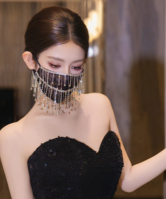 Unique Black Lace Embroidery Tassel Patchwork Mask - Image 4