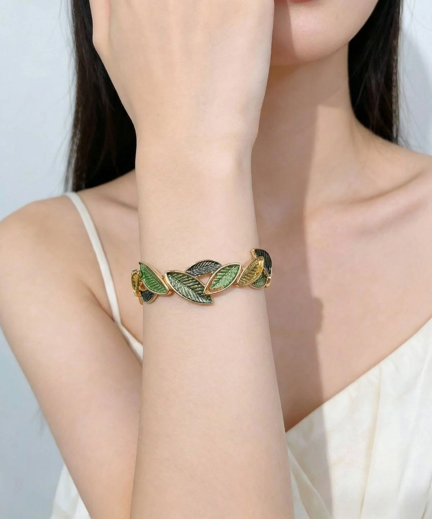 Unique Green Alloy Hollow Out Leaf Bangle - Image 3