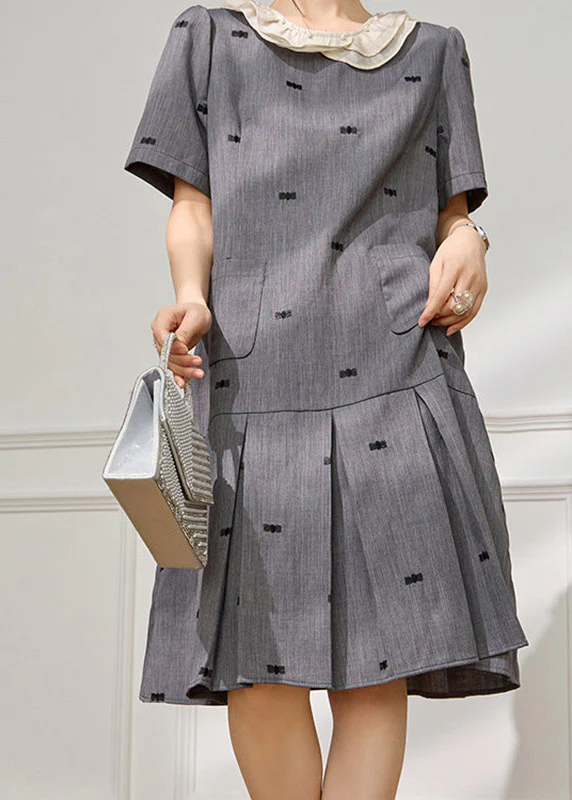 Unique Grey O-Neck Embroidered Pockets Maxi Dress Short Sleeve - Image 2