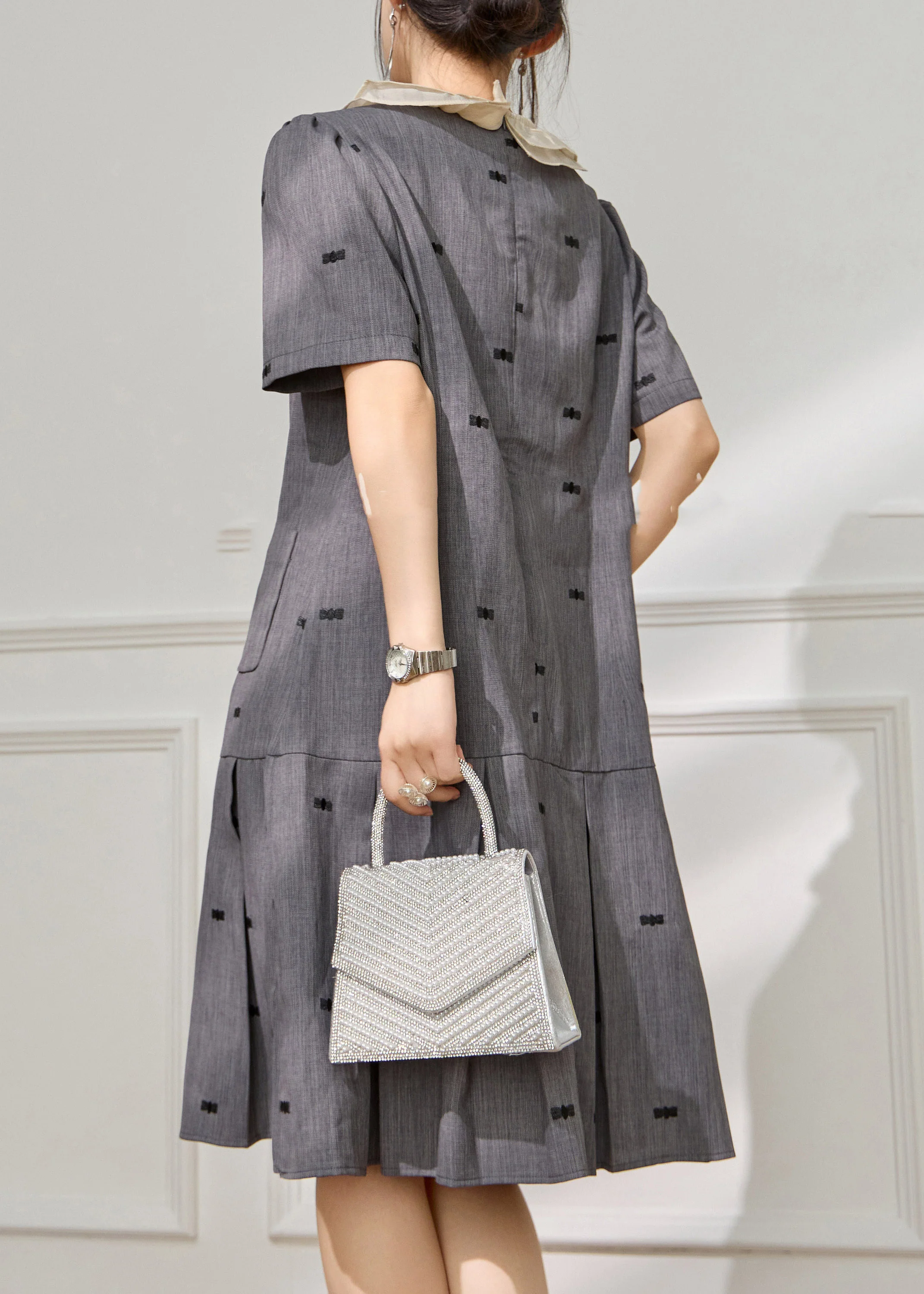 Unique Grey O-Neck Embroidered Pockets Maxi Dress Short Sleeve - Image 5