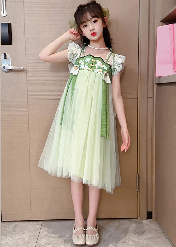 Unique Light Green Embroideried Tassel Patchwork Tulle Long Dress Short Sleeve - Image 2