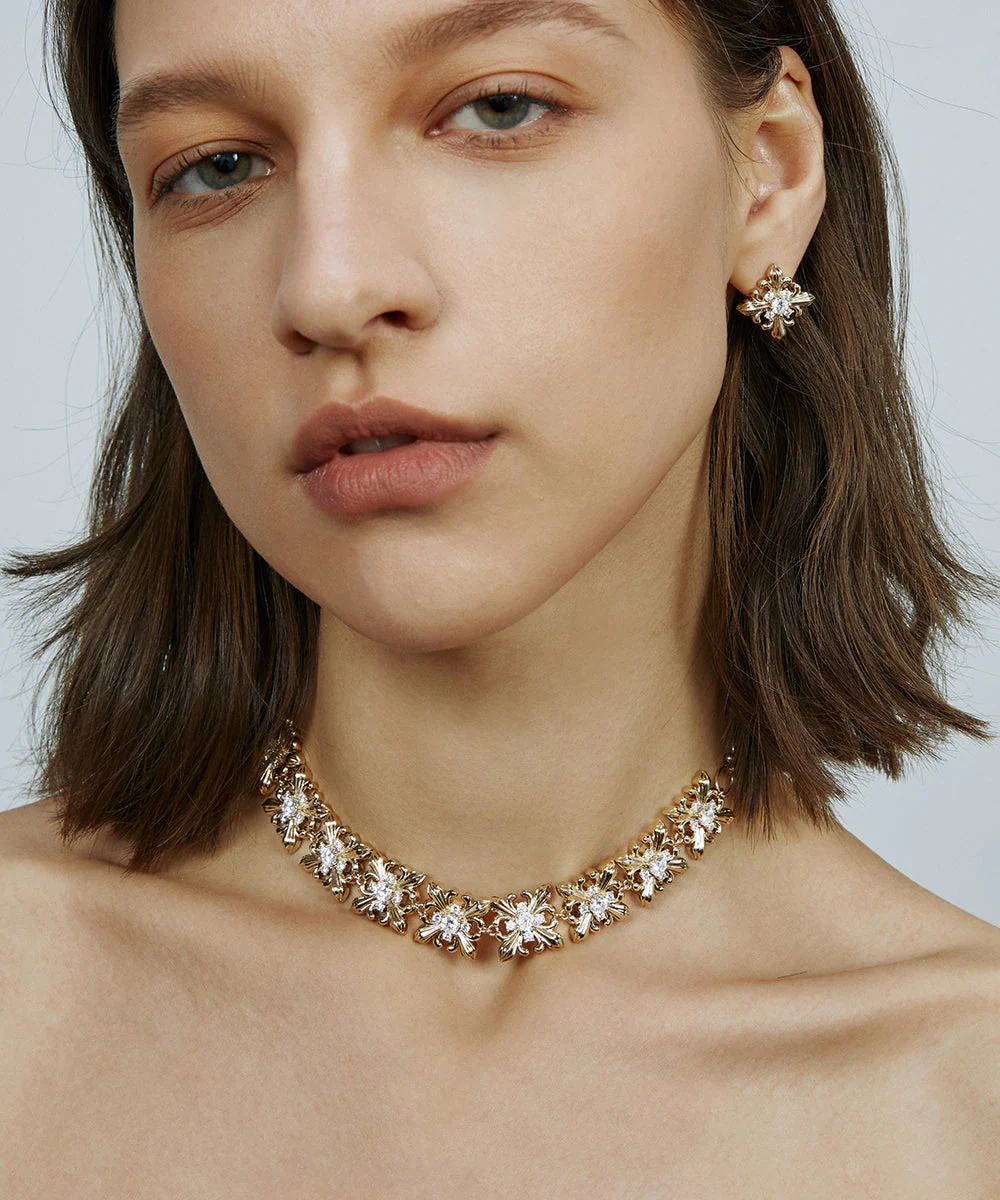 Unique Silk Copper Alloy Zircon Iris Hollow Out Lariat Necklace - Image 2