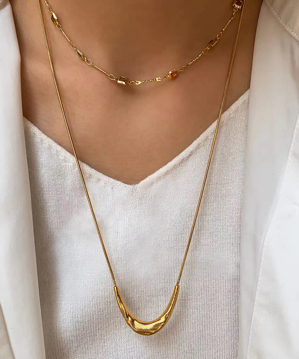 Unique Silk Copper Overgild Crescent Moon Pendant Necklace - Image 2