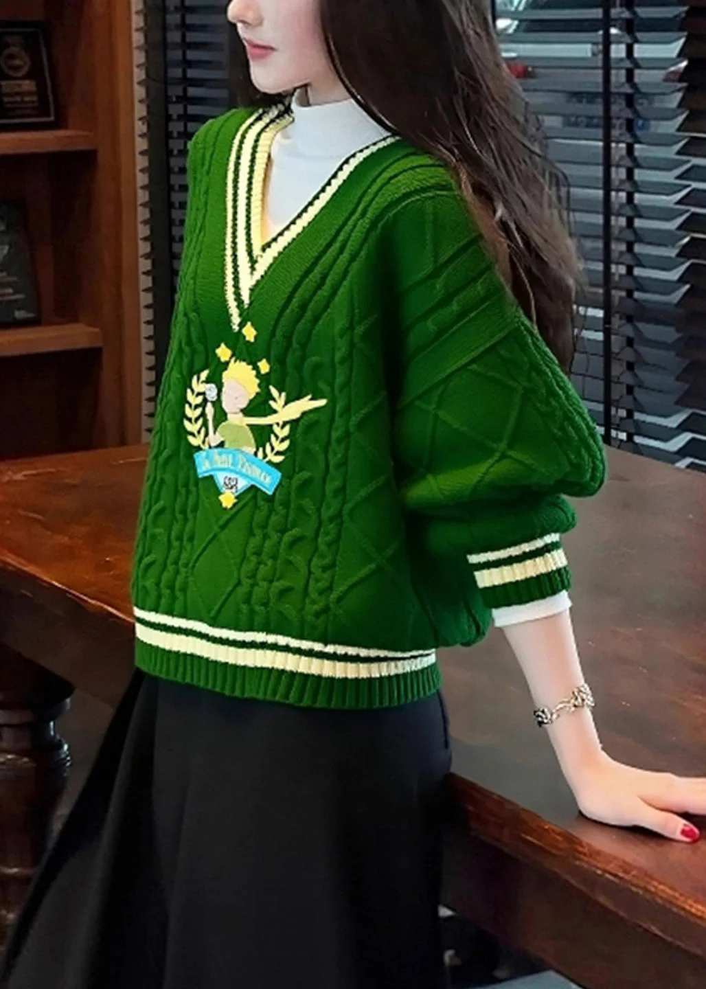 Unique Tea Green V Neck Thick Knit Sweater Winter - Image 4