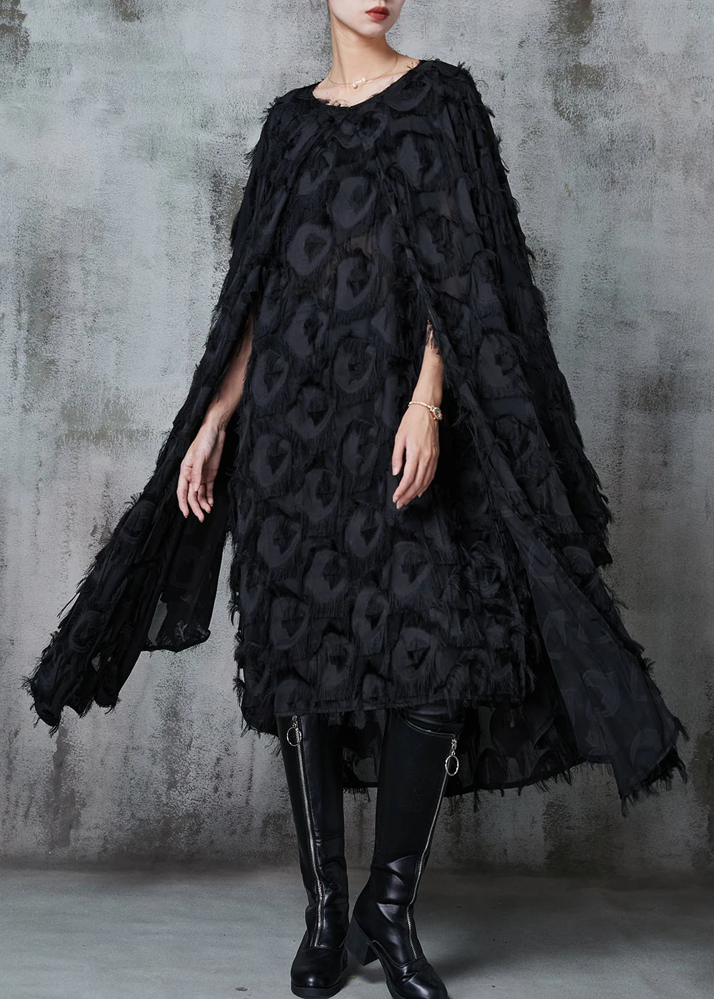 Vintage Black Fluffy Cotton Vacation Dresses Cloak Sleeves - Image 2
