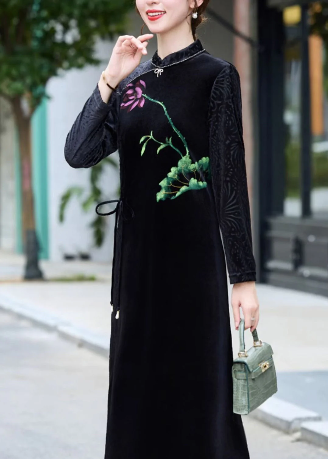 Vintage Black Print Tie waist Silk Velour Vacation Long Dresses Long Sleeve - Image 3
