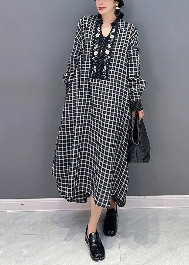 Vintage Black V Neck Plaid Holiday Dress Spring - Image 2