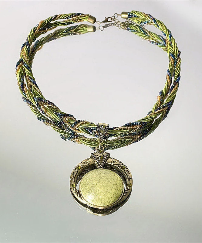 Vintage Green Acrylic Alloy Weave Beading Pendant Necklace - Image 2