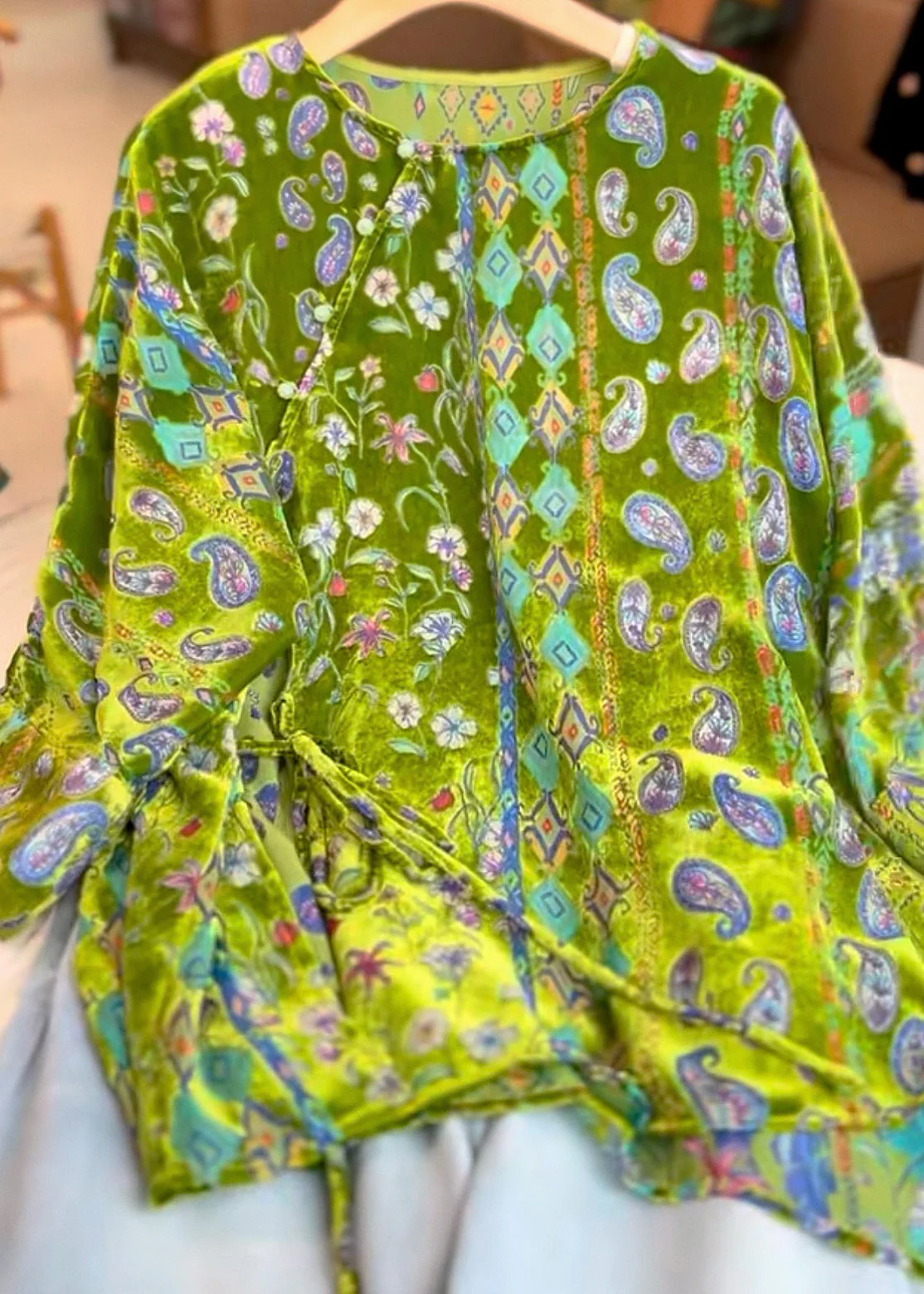 Vintage Green Print Tie Waist Silk Velour Tops Three Quarter Sleeve - Image 4