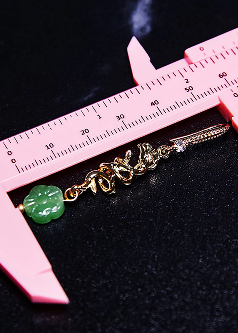 Vintage Green Sunflower Jade Gilding Drop Earrings - Image 5