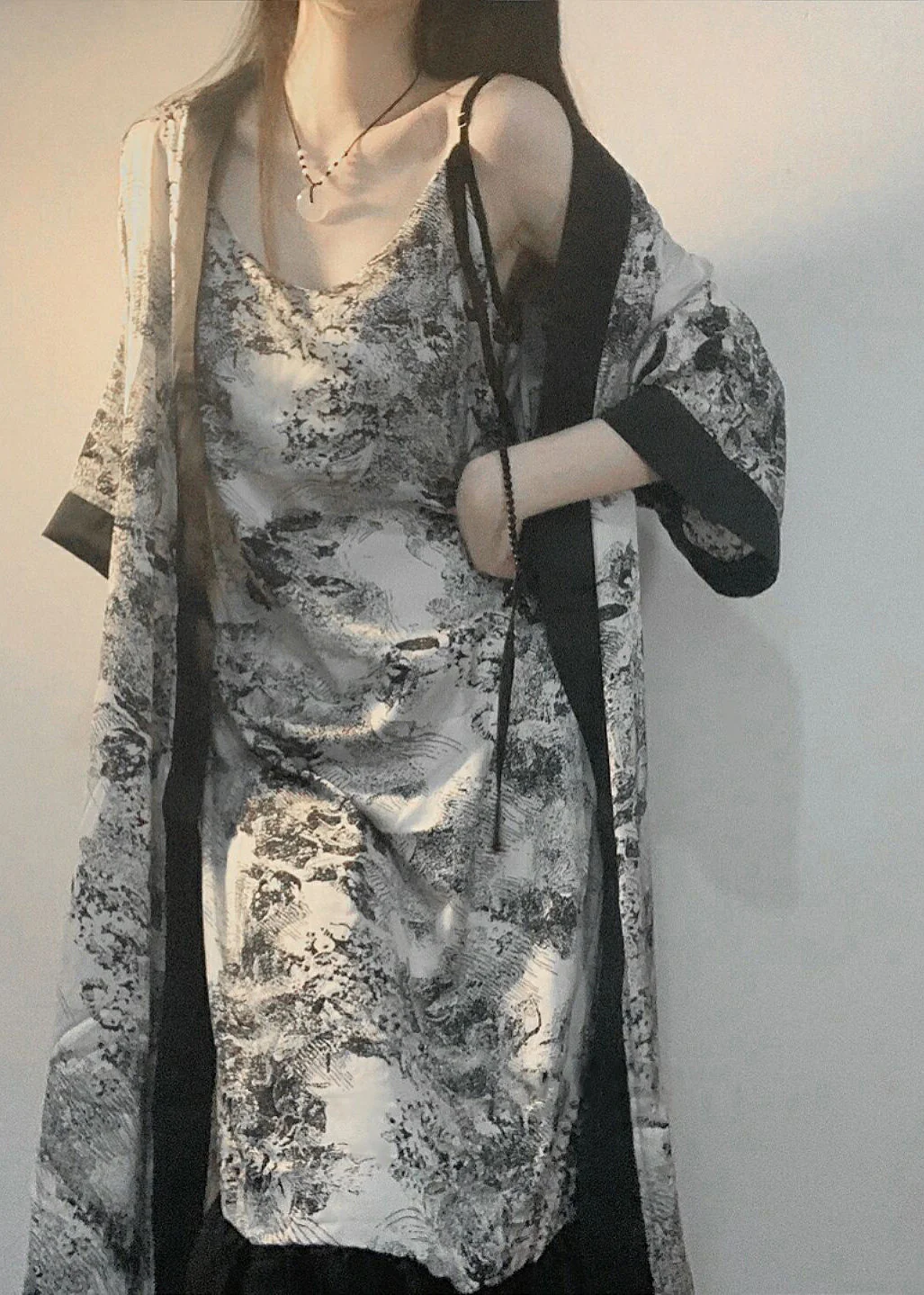 Vintage V Neck Print Ice Silk Pajamas Robe And Slip Dress Two Piece Set Summer - Image 2