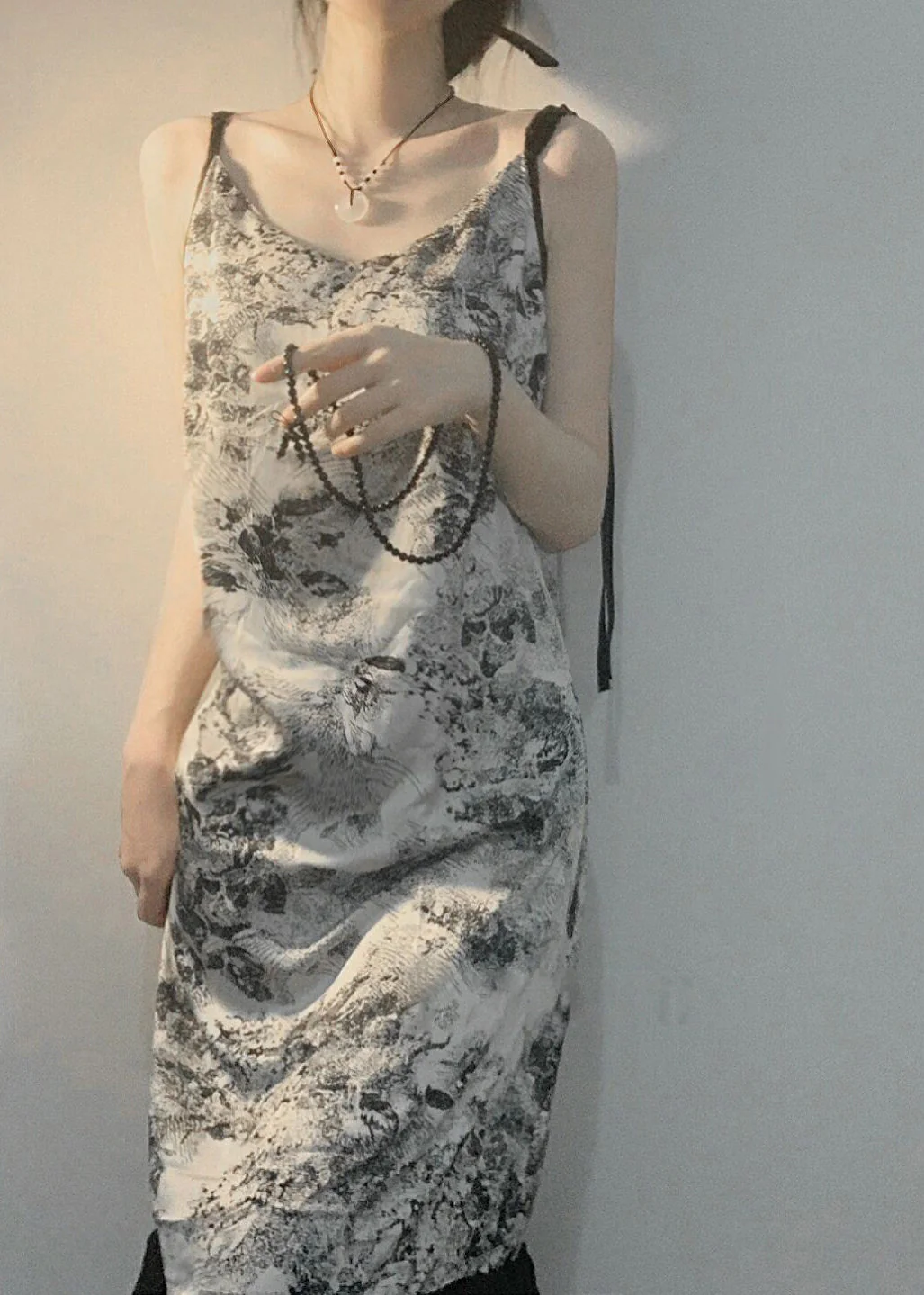 Vintage V Neck Print Ice Silk Pajamas Robe And Slip Dress Two Piece Set Summer - Image 3