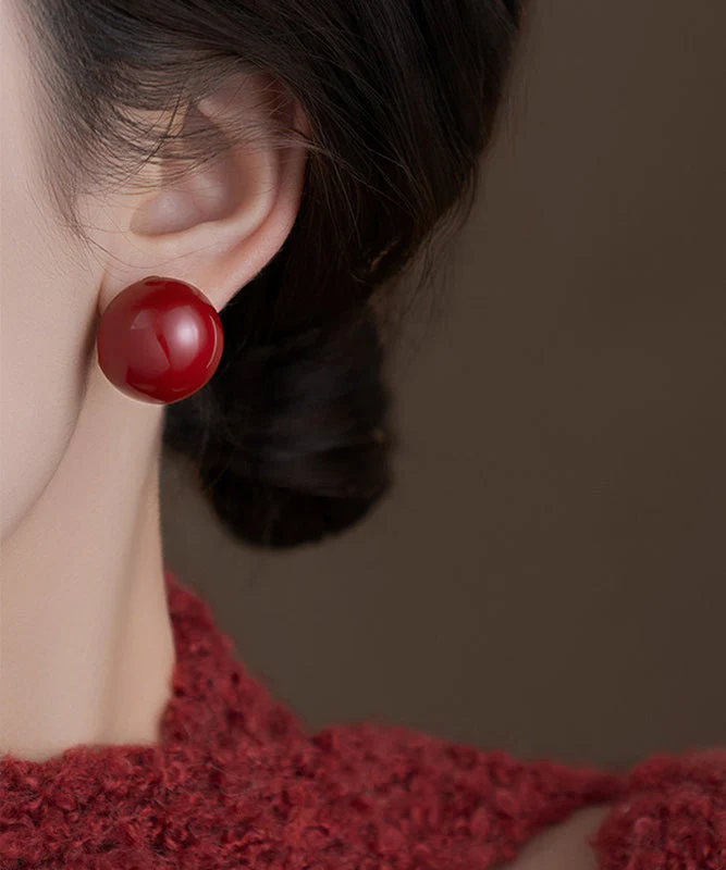 Vogue Red Copper Overgild Pearl Stud Earrings - Image 5