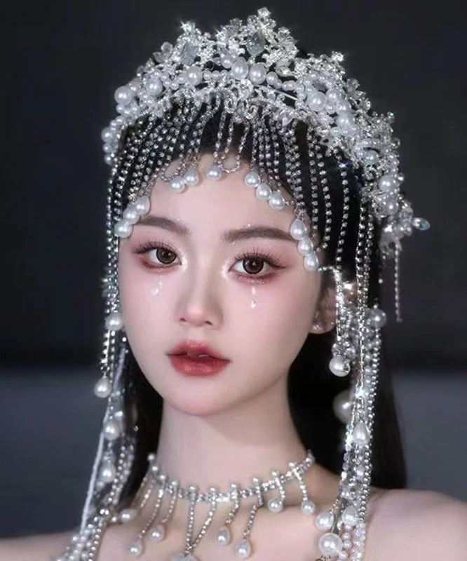 Vogue White Alloy Zircon Pearl Crown , Necklace And HairPiece Three-Piece Set - Image 3