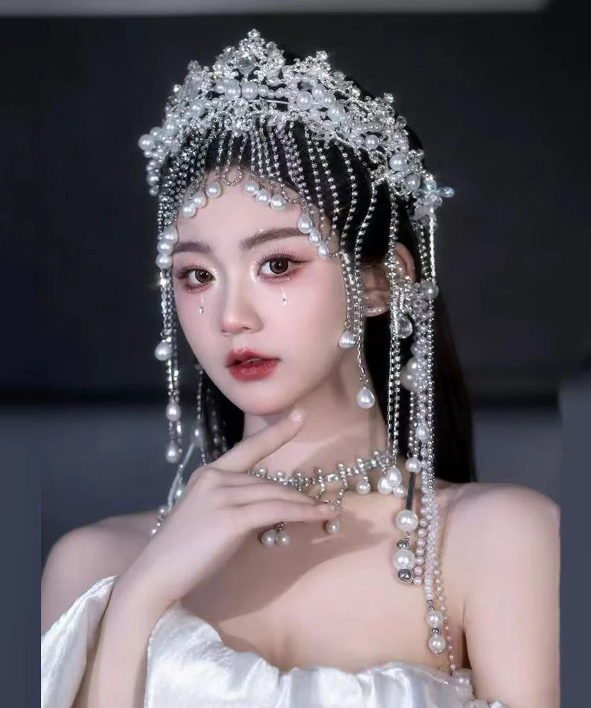 Vogue White Alloy Zircon Pearl Crown , Necklace And HairPiece Three-Piece Set - Image 5
