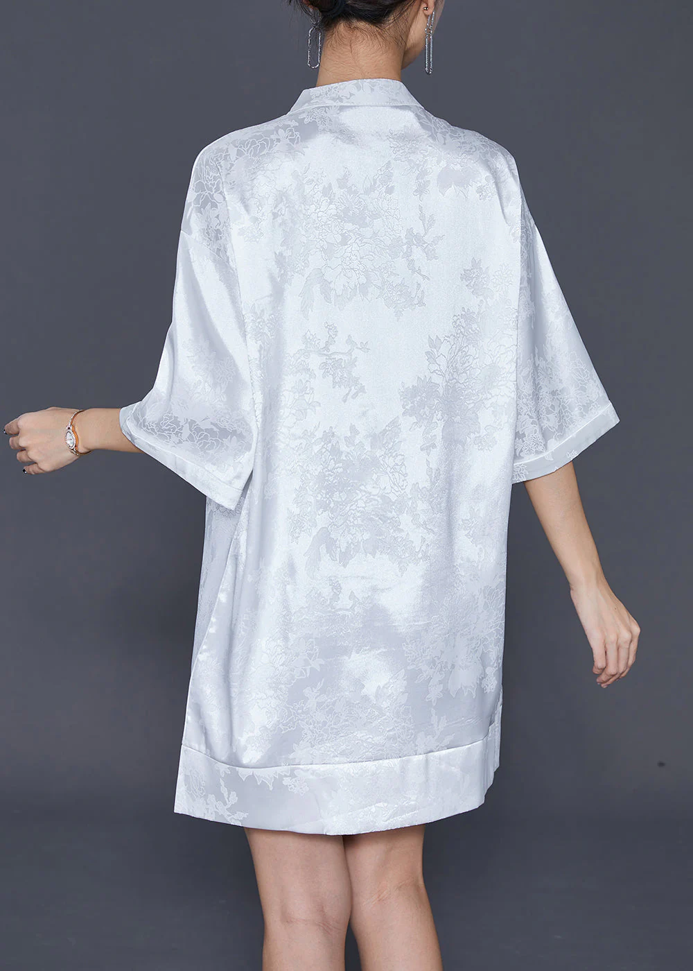 White Jacquard Silk Chinese Style Dress Embroideried Half Sleeve - Image 4