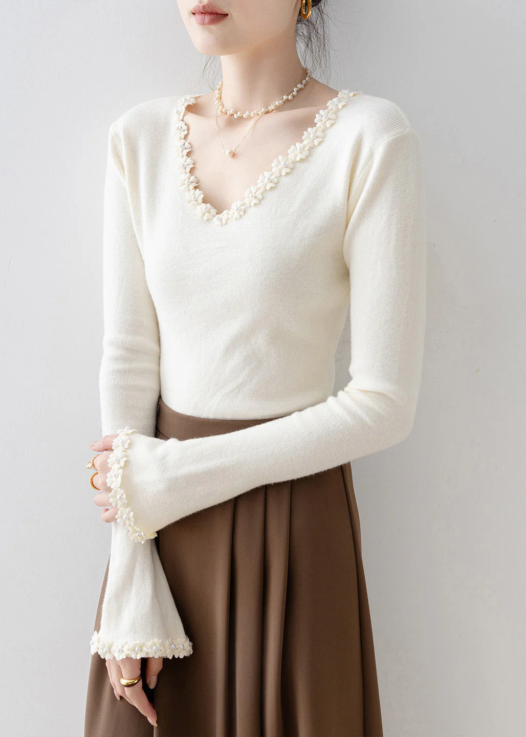 Women Apricot V Neck Patchwork Knit Sweaters Spring - Image 2