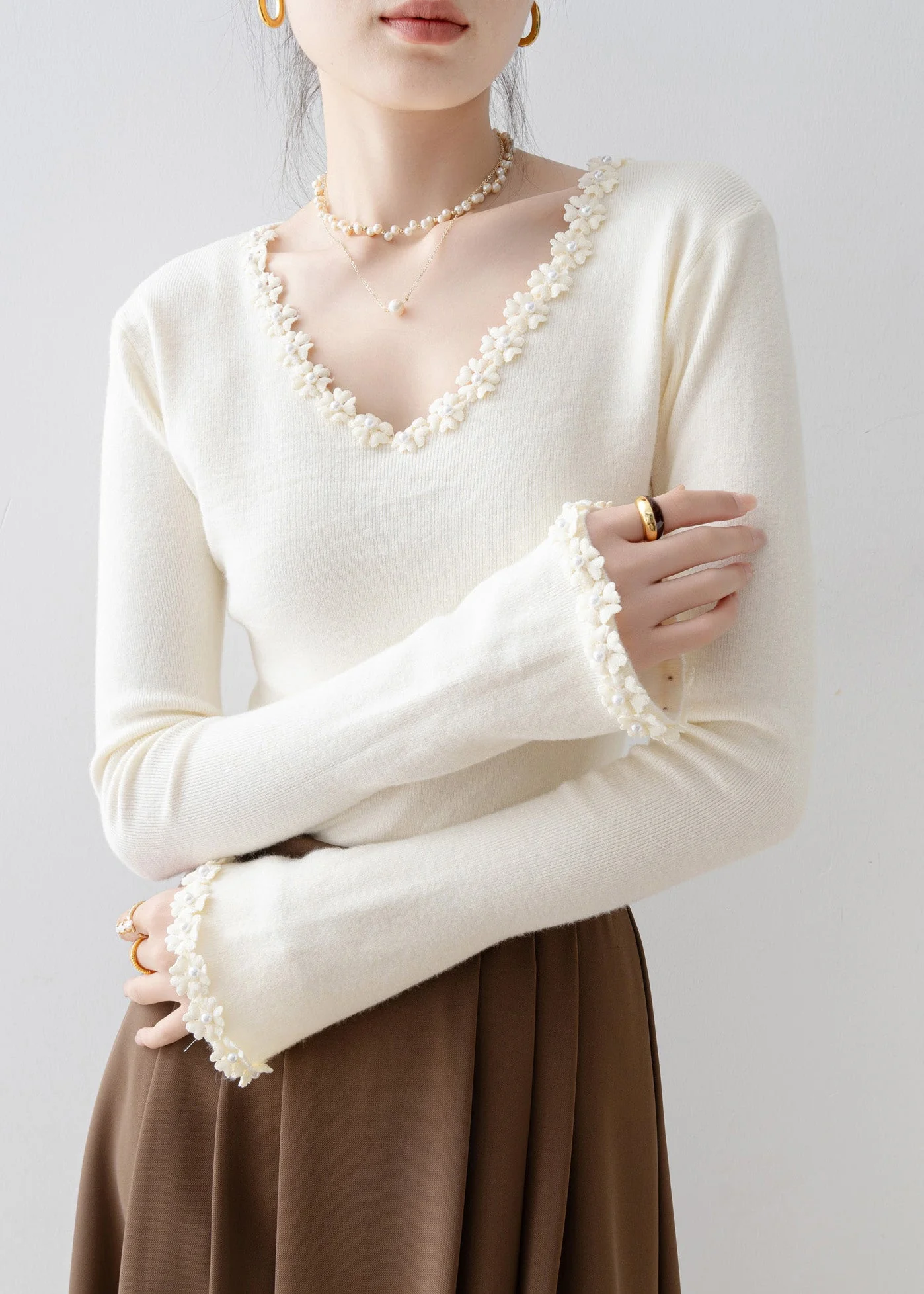 Women Apricot V Neck Patchwork Knit Sweaters Spring - Image 4