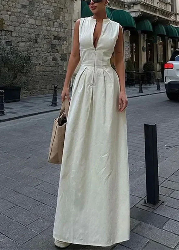 Women Green Round Collar Sleeveless Pleated Slim Maxi Dress - Image 2