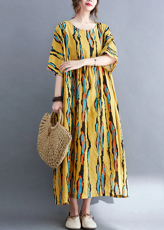 Yellow Holiday Dress Cinched Extra large hem Half Sleeve - Image 2